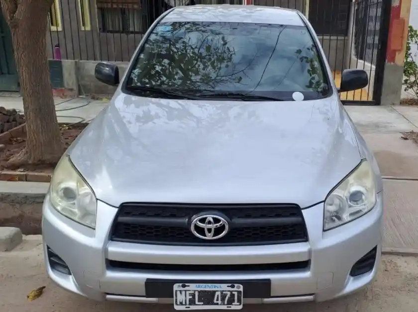 Toyota RAV4 2013 - foto 1