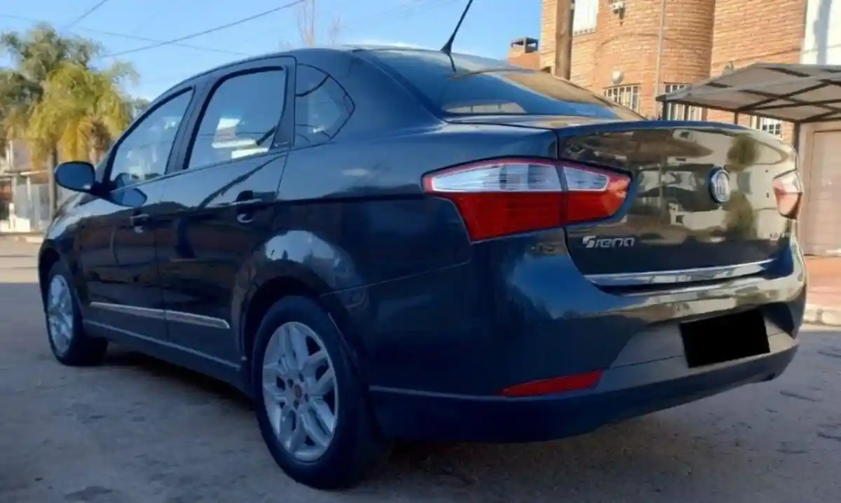 Fiat Grand Siena  2015 - foto 5