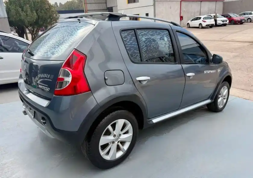 Renault Sandero  2011 - foto 4