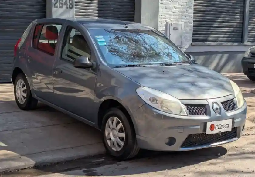 Renault Sandero  2011 - foto 2