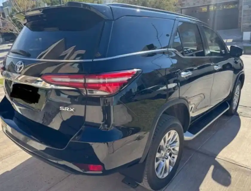 Toyota Hilux Sw4  2021 - foto 2