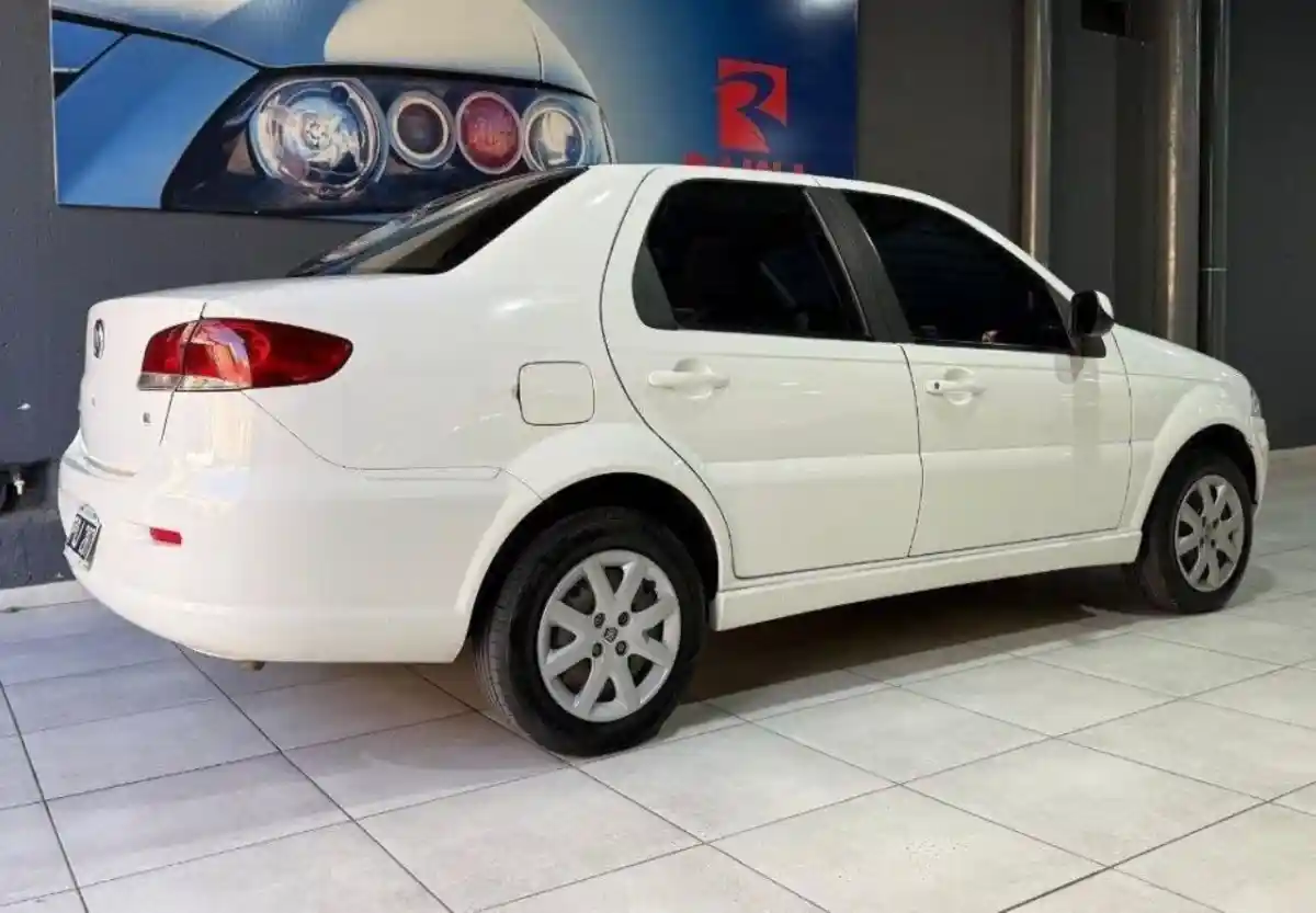 Fiat Siena  2016 - foto 4