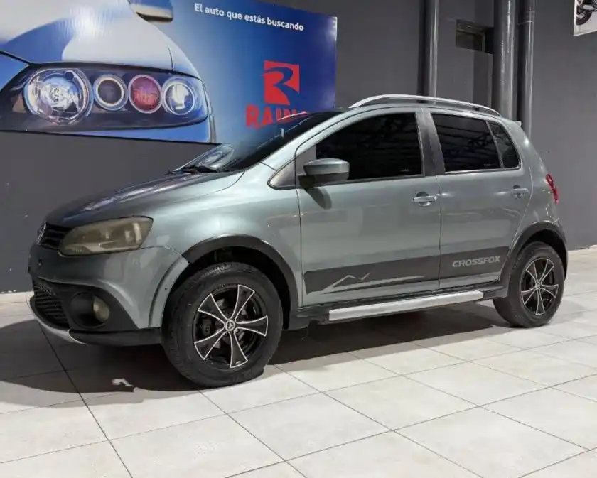 Volkswagen CrossFox 2010 - foto 1