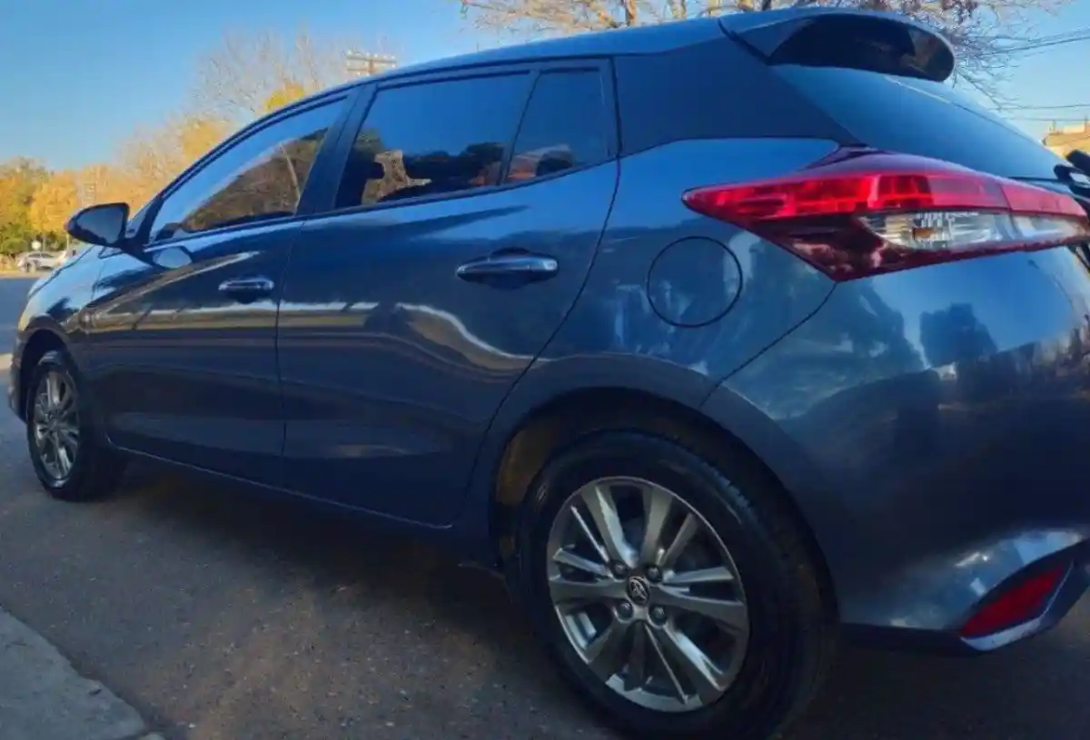 Toyota Yaris  2021 - foto 3