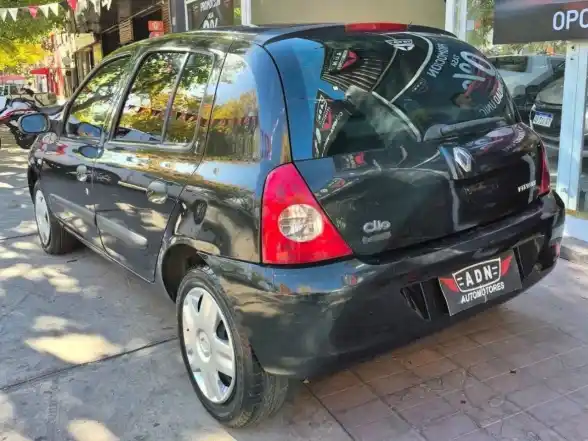 Renault Clio  2010 - foto 2