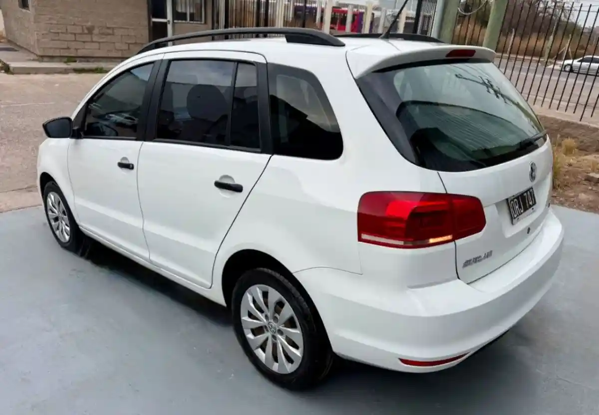 Volkswagen Suran  2015 - foto 2