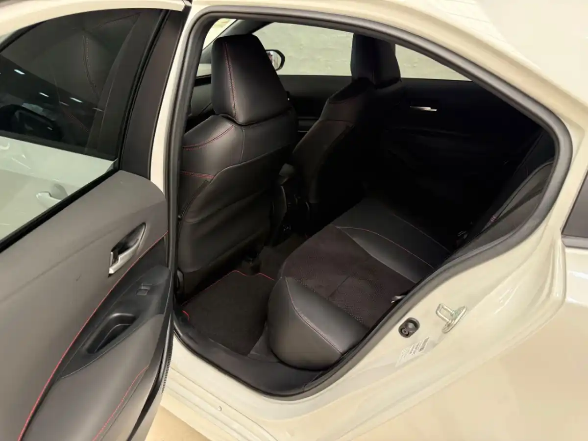 Toyota Corolla  2025 - foto 5