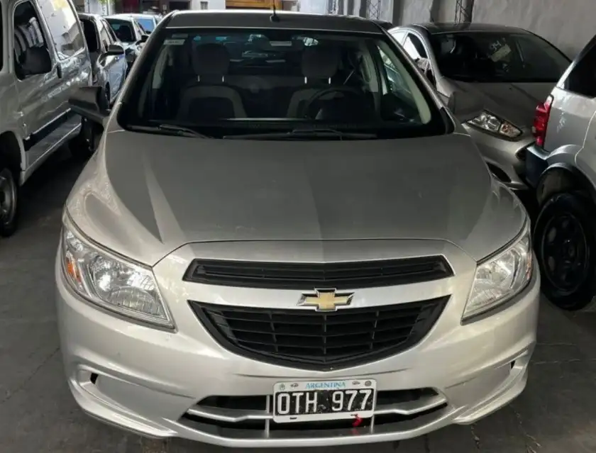 Chevrolet Onix  2015 - foto 2