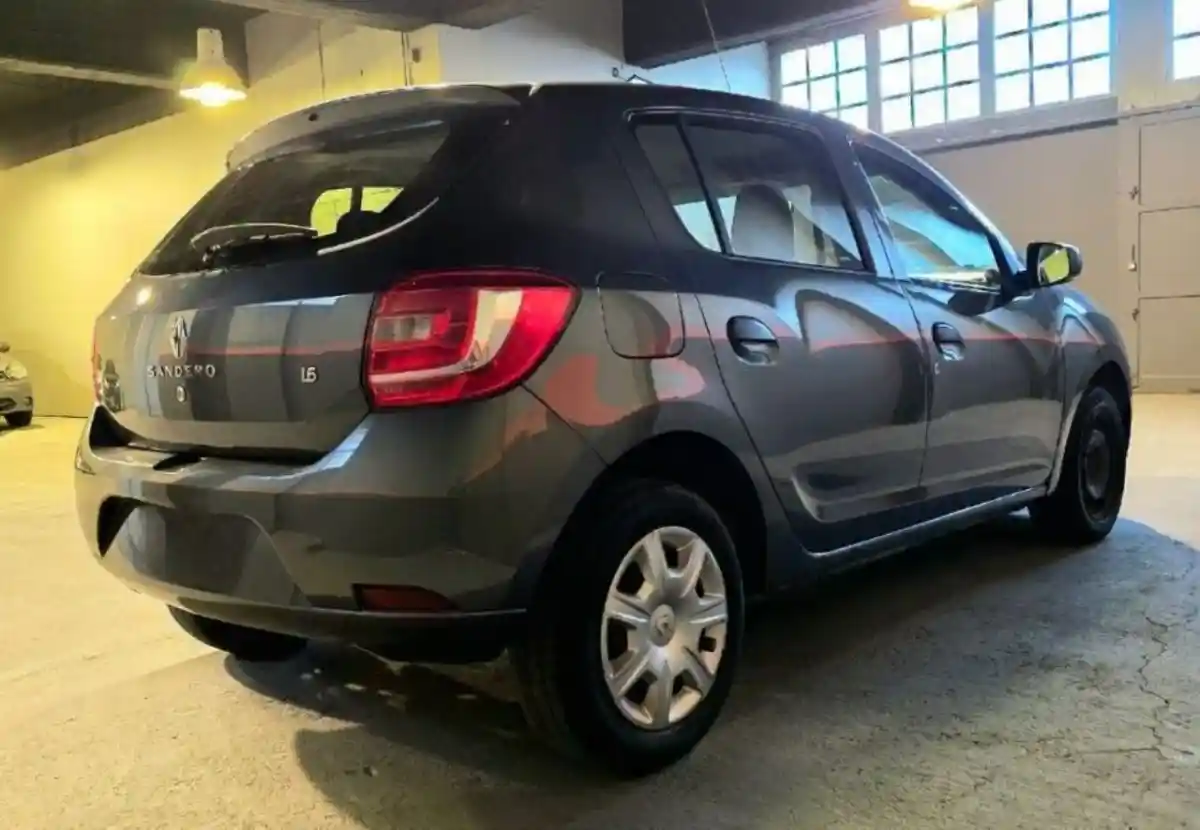 Renault Sandero  2017 - foto 5