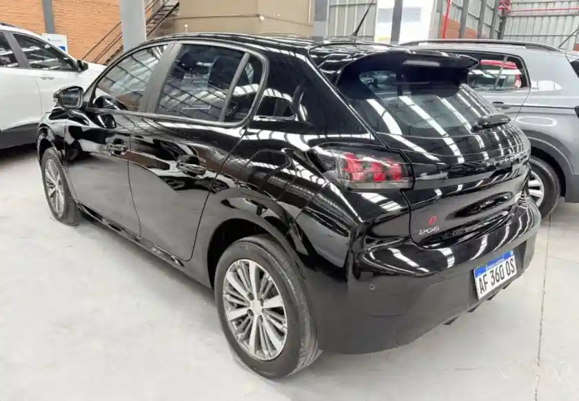 Peugeot 208  2022 - foto 2