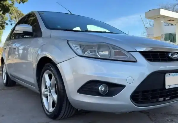 Ford Focus  2012 - foto 1