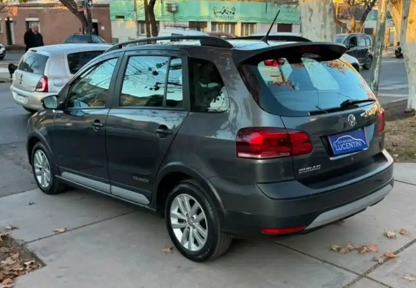 Volkswagen Suran  2017 - foto 4