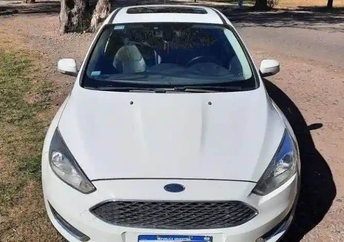 Ford Focus  2016 - foto 1