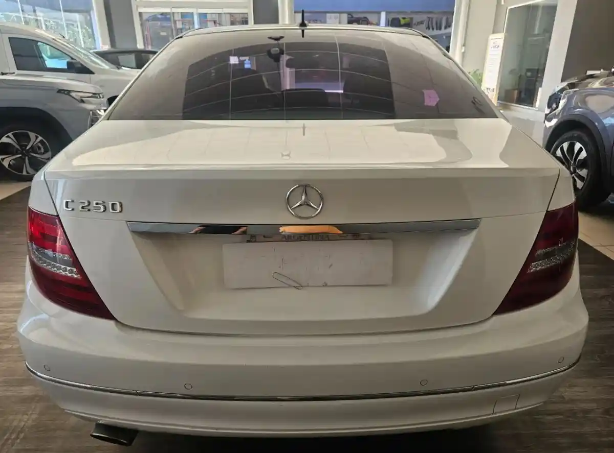 Mercedes-Benz Clase C  2013 - foto 5