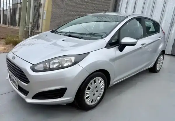 Ford Fiesta Kd  2015 - foto 1
