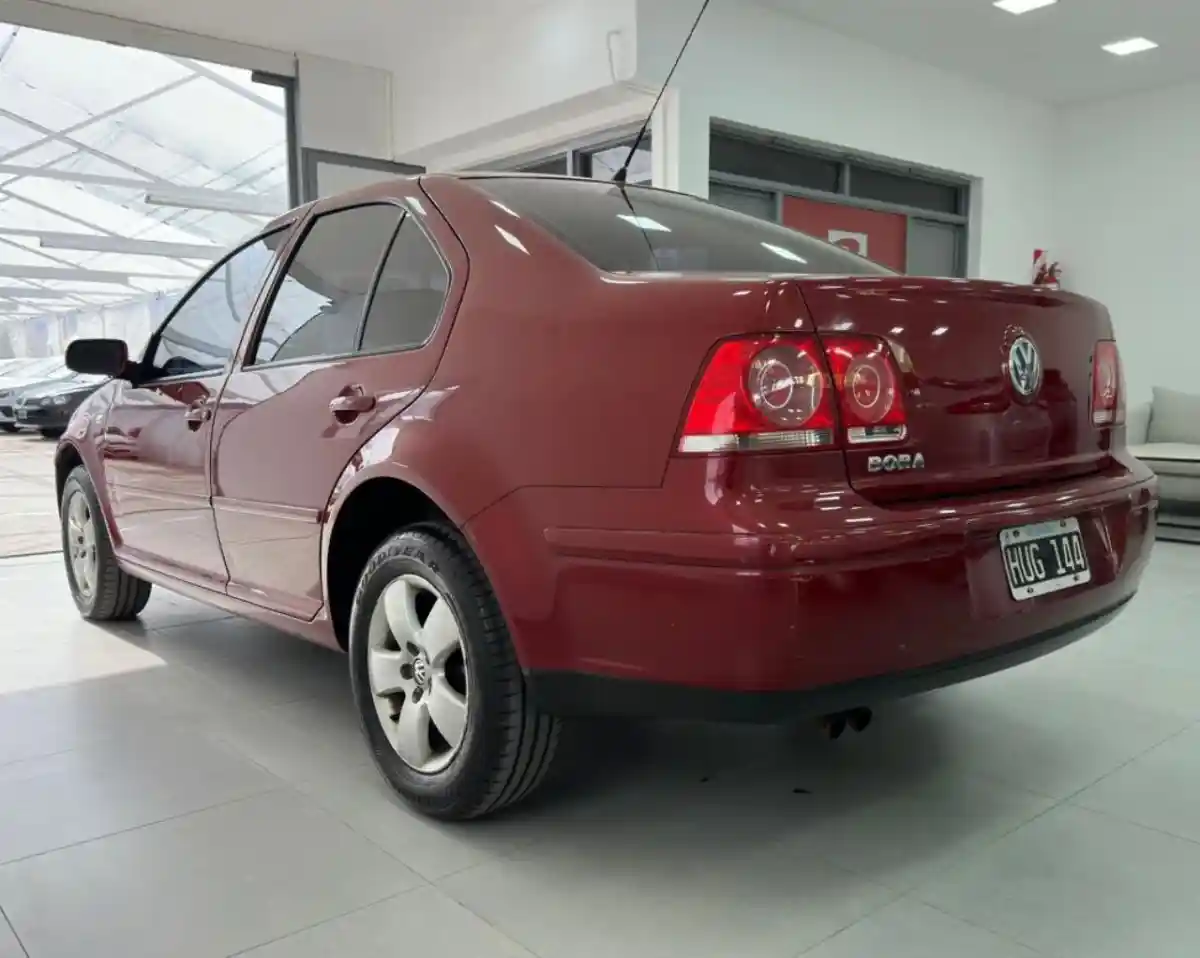 Volkswagen Bora  2009 - foto 4