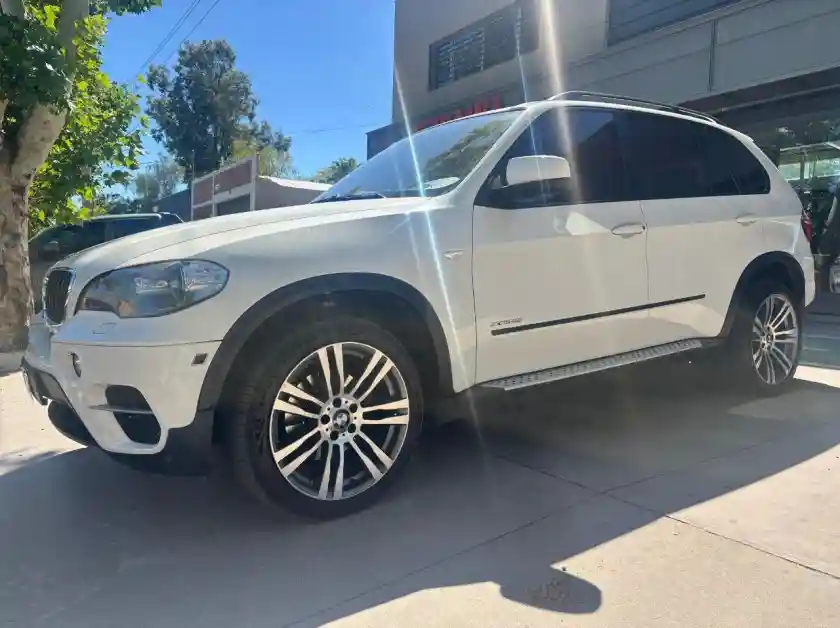 Bmw X5  2013 - foto 1