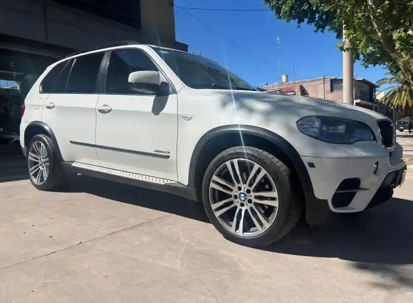 Bmw X5  2013 - foto 2