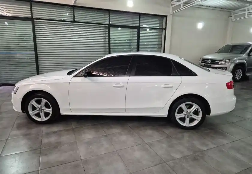 Audi A4  2014 - foto 4
