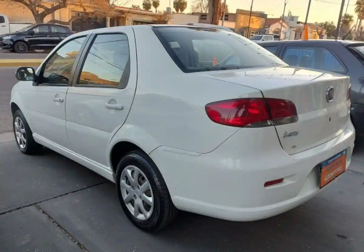 Fiat Siena  2014 - foto 3
