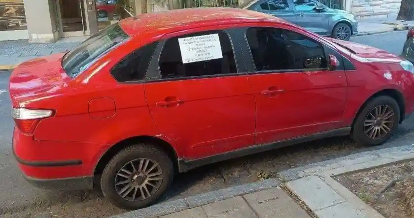 Fiat Grand Siena  2013 - foto 4