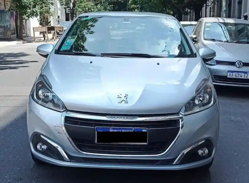Peugeot 208  2019 - foto 2