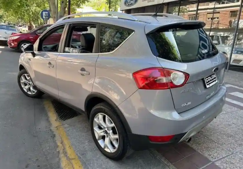 Ford Kuga  2013 - foto 3