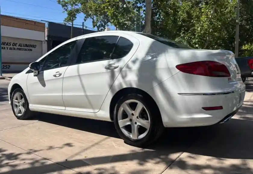 Peugeot 408  2015 - foto 3