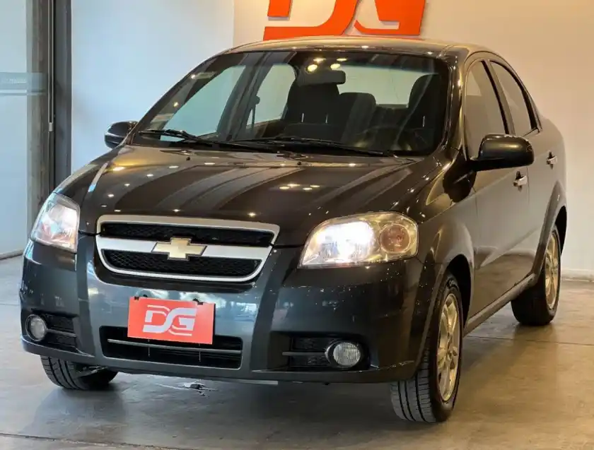 Chevrolet Aveo  2011 - foto 2