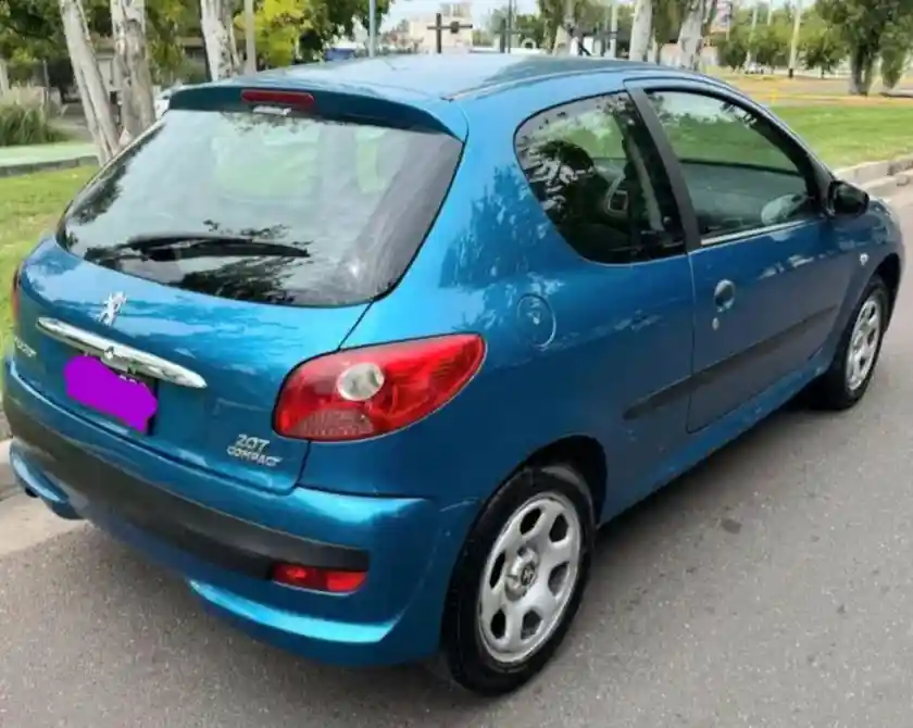 Peugeot 207  2008 - foto 3