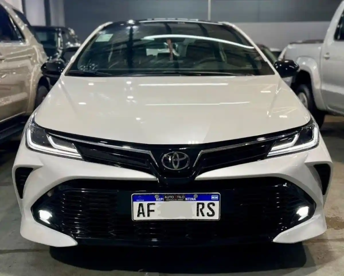 Toyota Corolla  2022 - foto 2