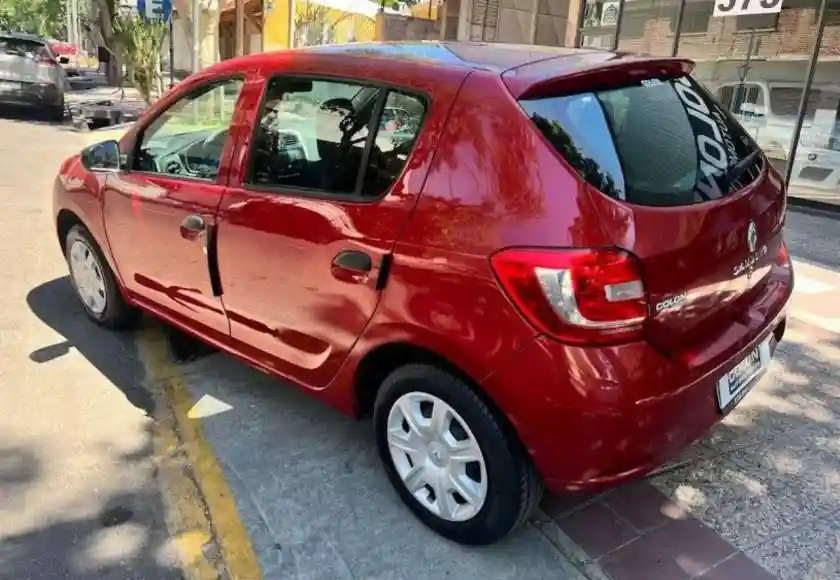 Renault Sandero  2018 - foto 3