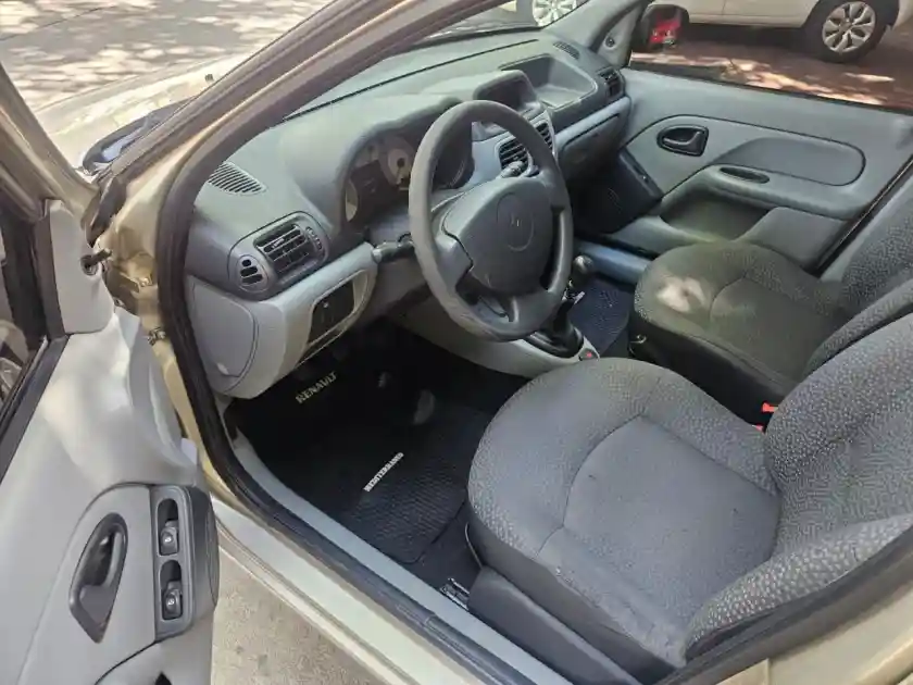 Renault Clio  2011 - foto 5