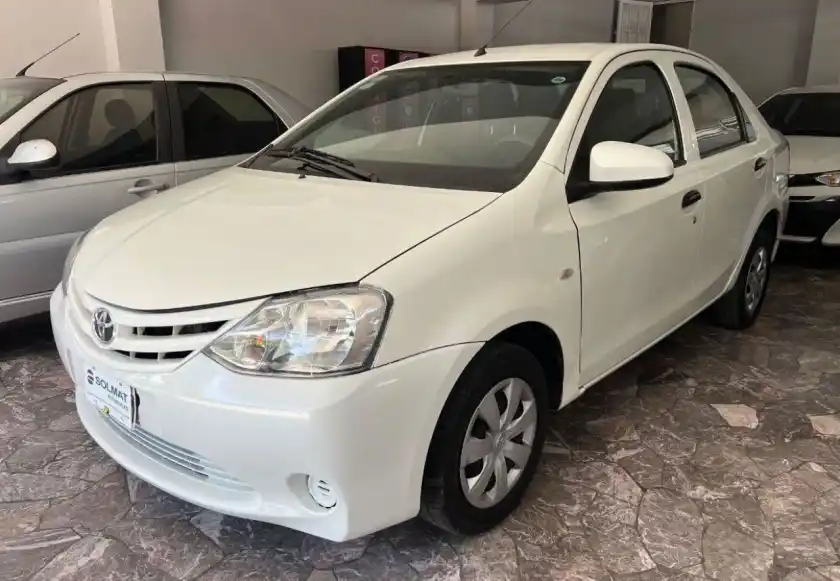 Toyota Etios  2015 - foto 1