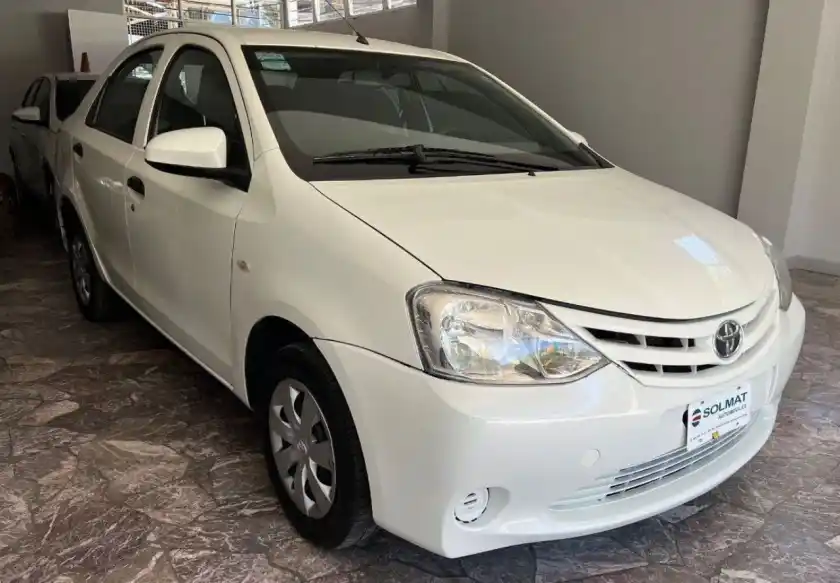 Toyota Etios  2015 - foto 3