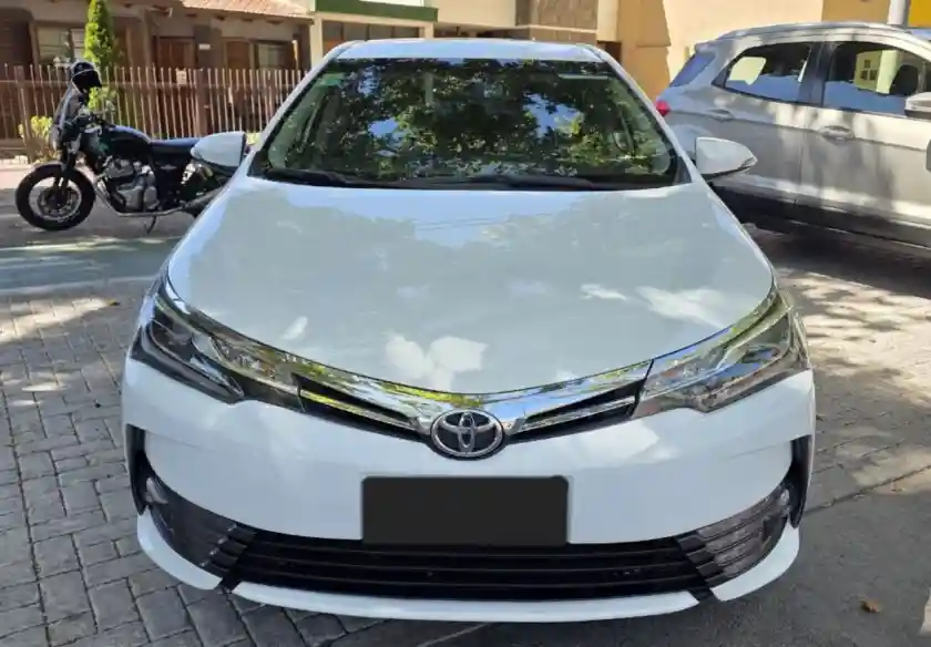 Toyota Corolla  2017 - foto 2