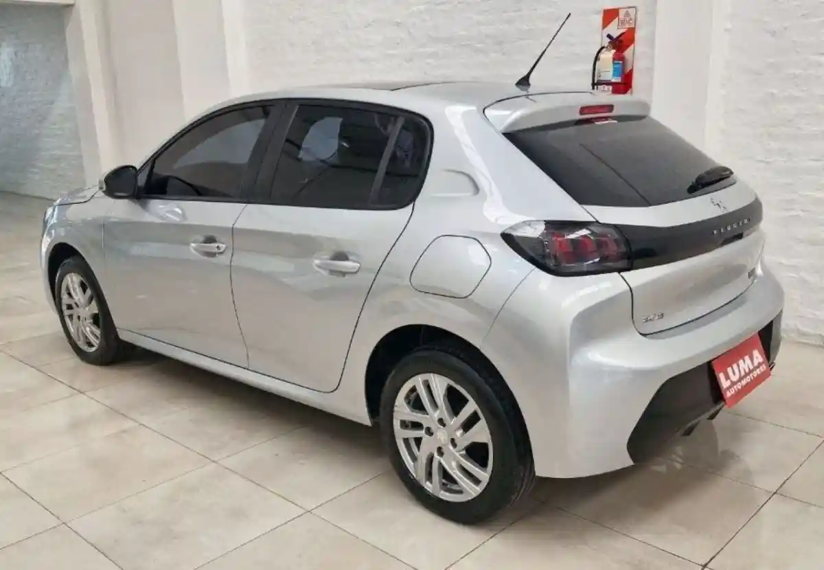 Peugeot 208  2022 - foto 4