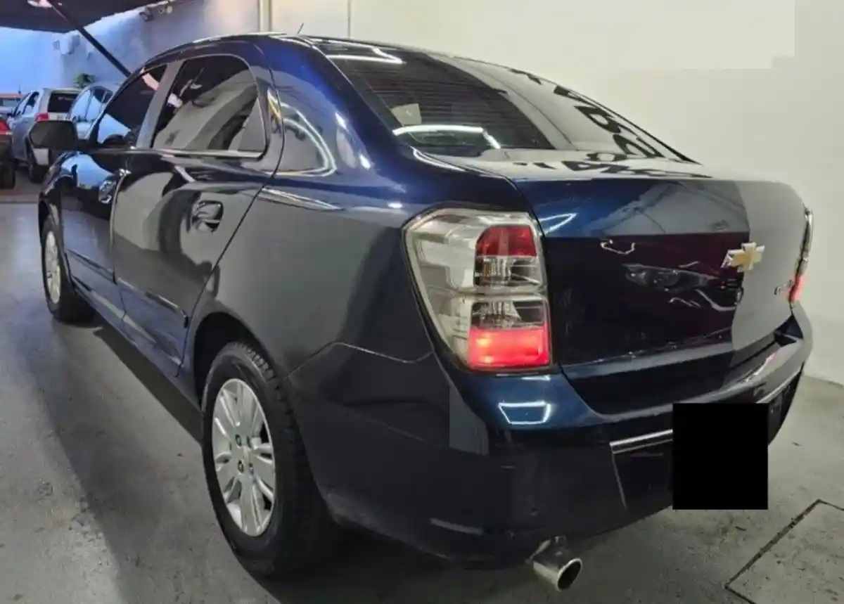 Chevrolet Cobalt  2014 - foto 3