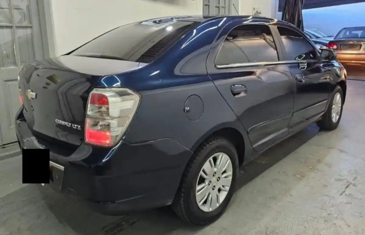 Chevrolet Cobalt  2014 - foto 5