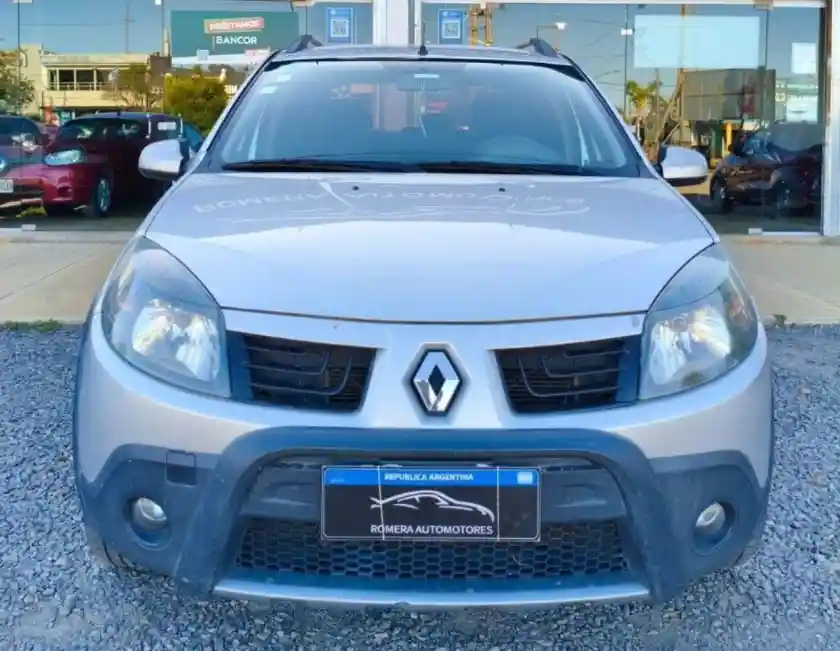 Renault Sandero  2010 - foto 2