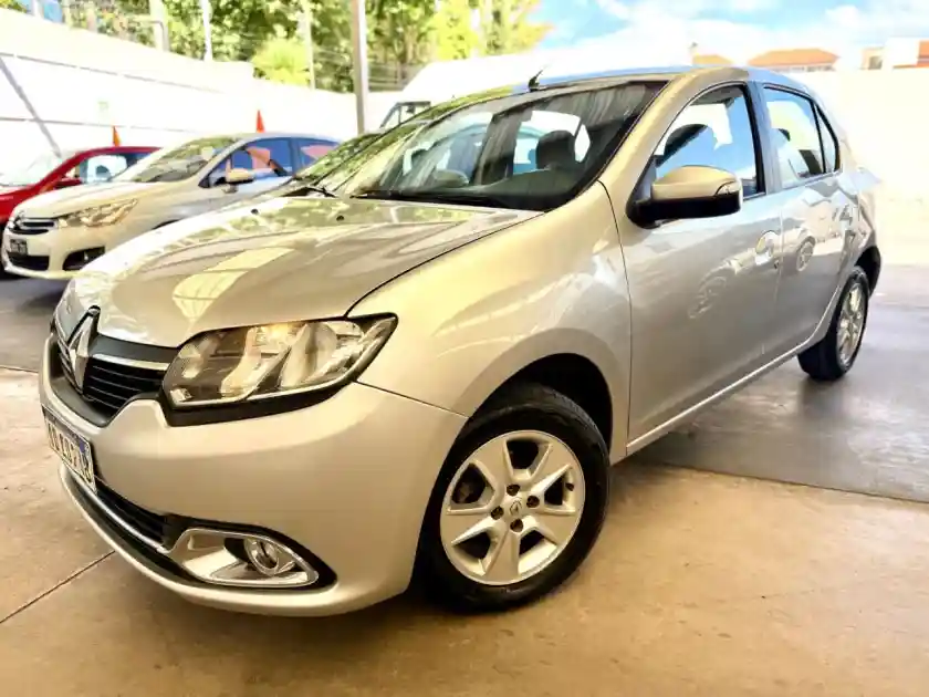 Renault Logan 2017 - foto 1