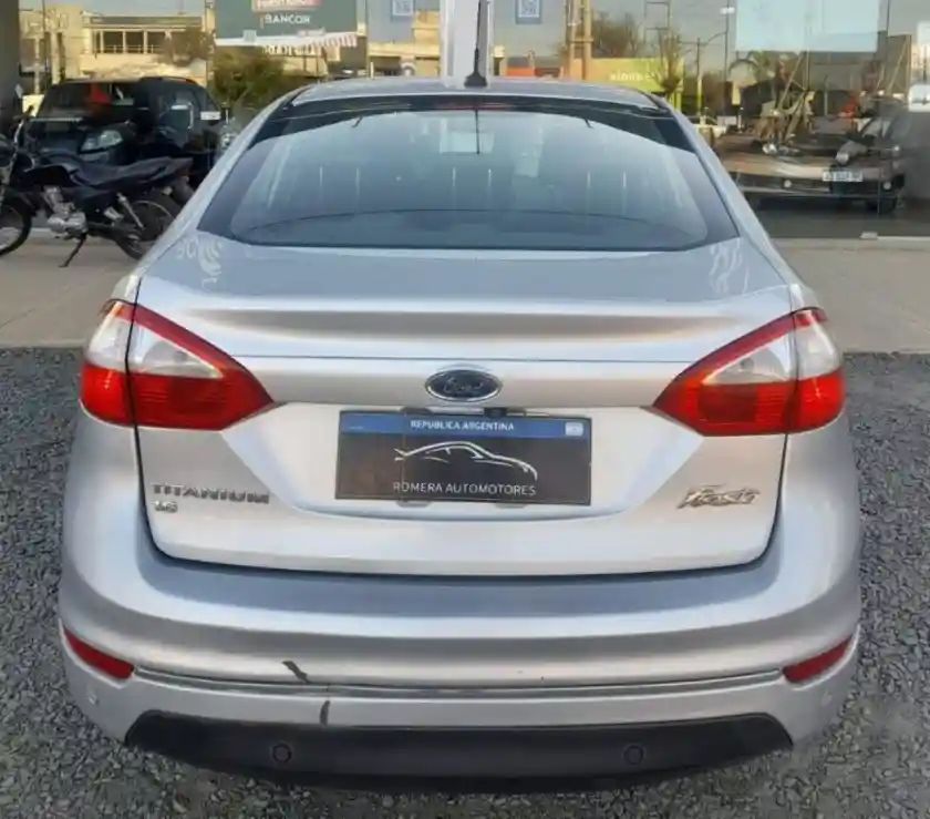 Ford Fiesta Kd  2015 - foto 5