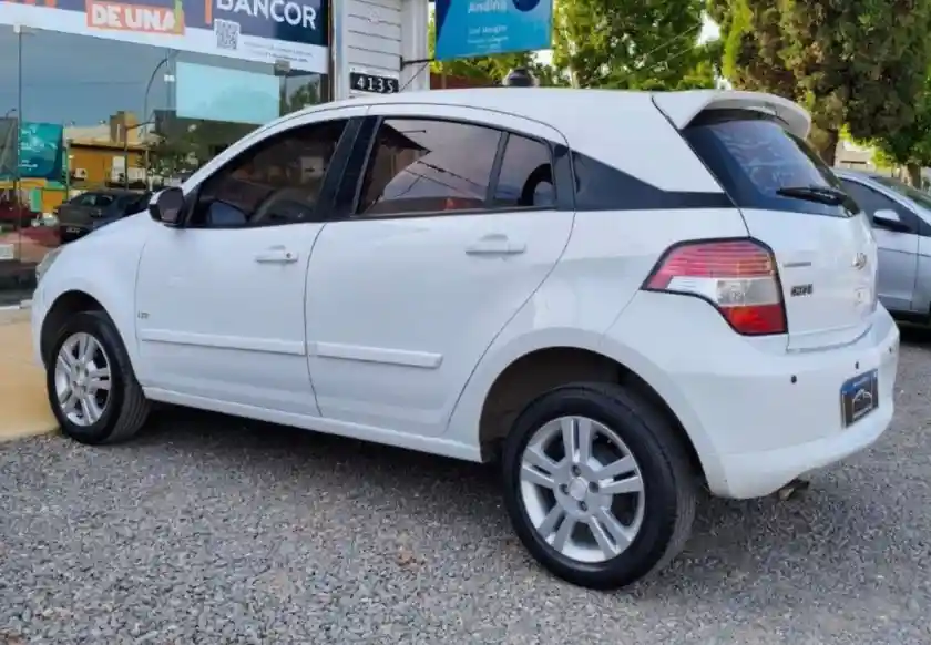 Chevrolet Agile  2011 - foto 4