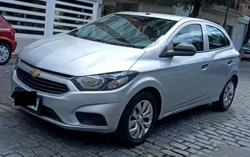 Chevrolet Onix 2018 - foto 1