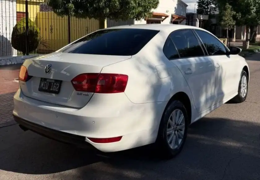 Volkswagen Vento  2013 - foto 5