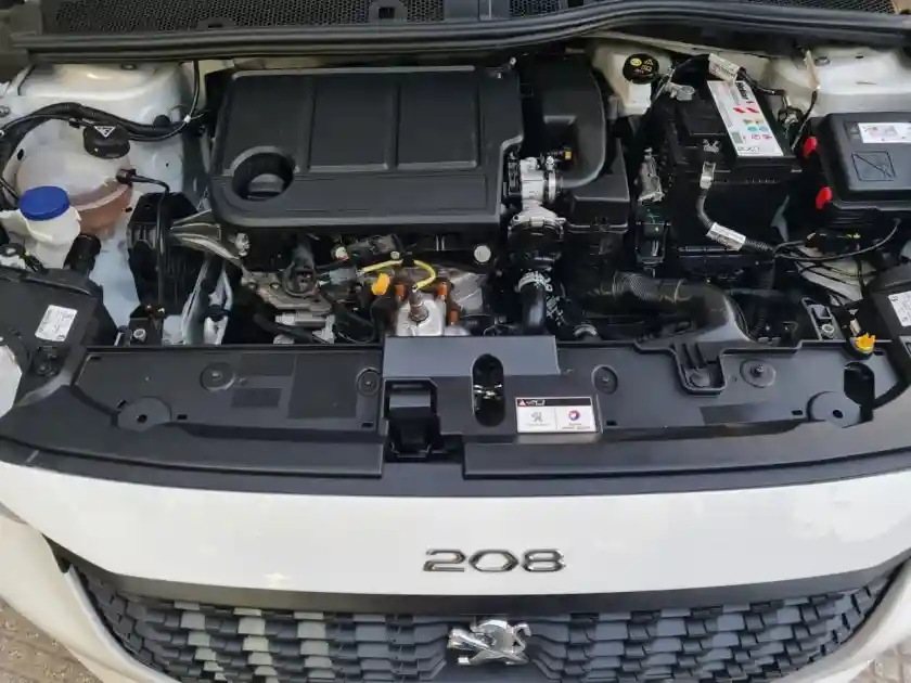 Peugeot 208  2022 - foto 5