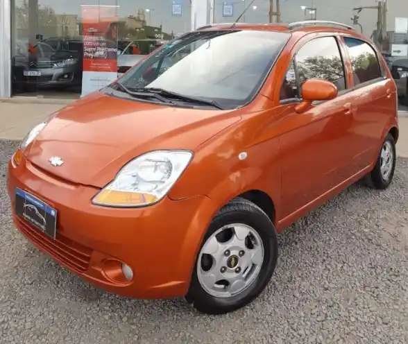 Chevrolet Spark  2010 - foto 1