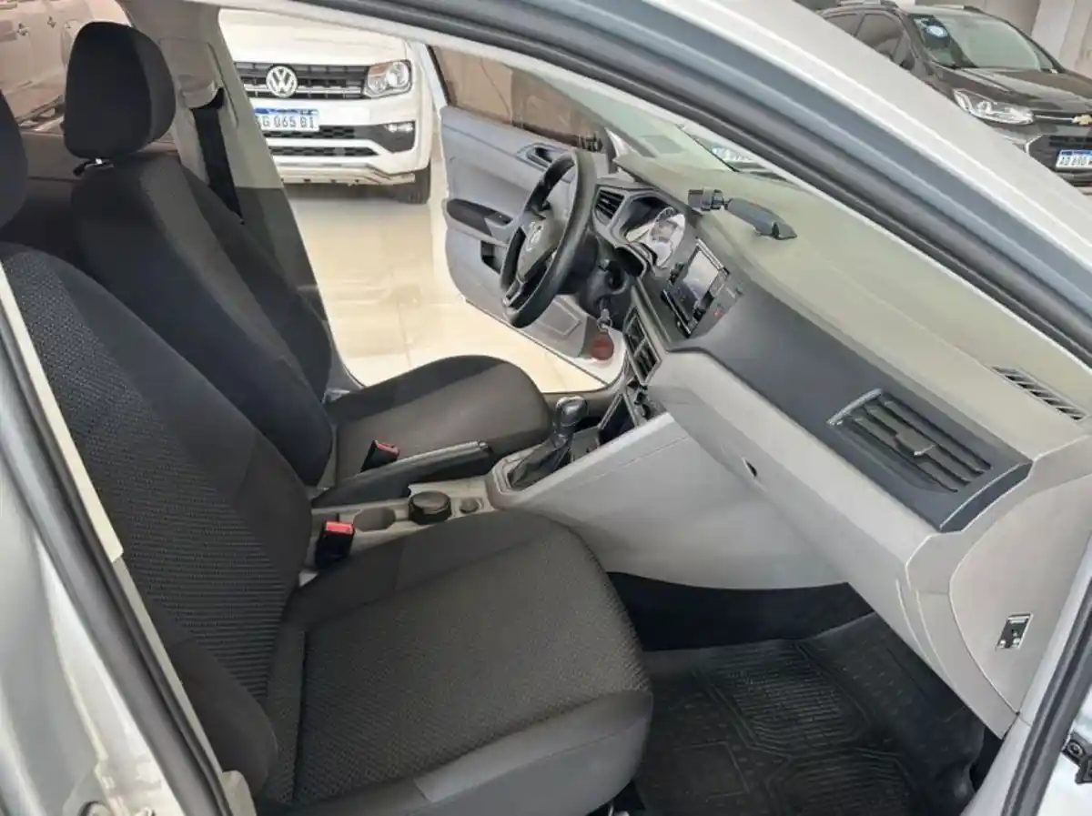 Volkswagen Polo  2018 - foto 5