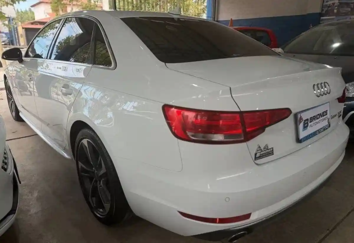 Audi A4  2017 - foto 4