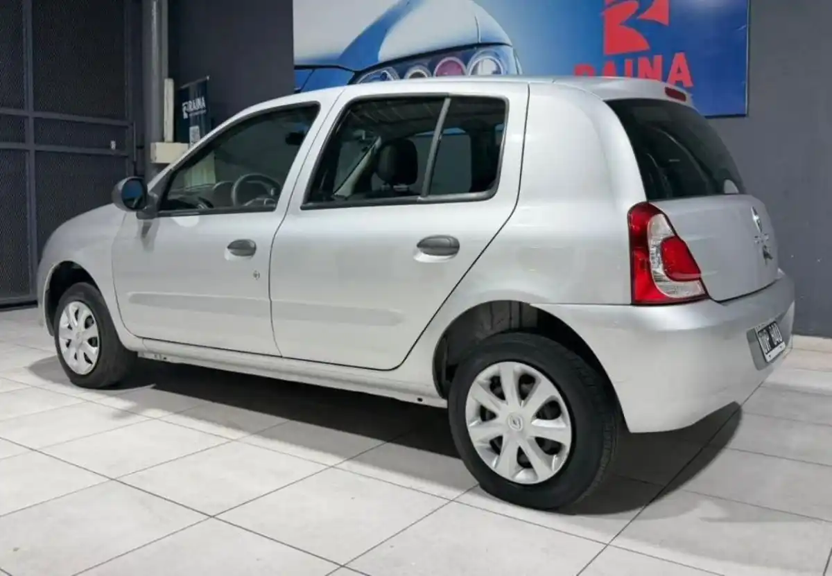 Renault Clio  2015 - foto 4